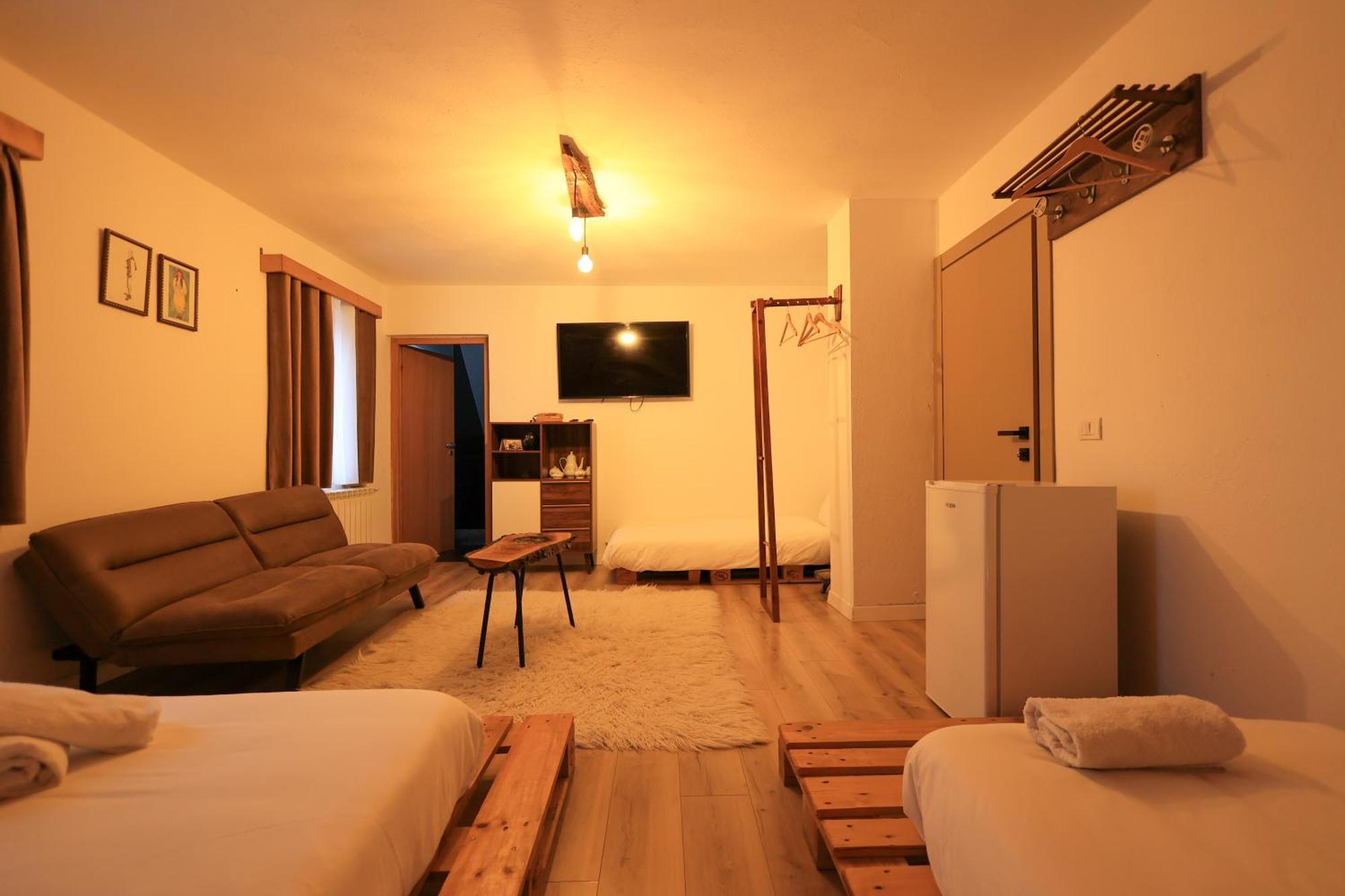 N'Konak Guesthouse Puke Exteriér fotografie
